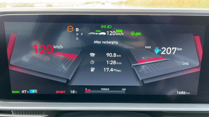 Der Verbrauch im Sportmodus. (Bild: Dirk Kunde)