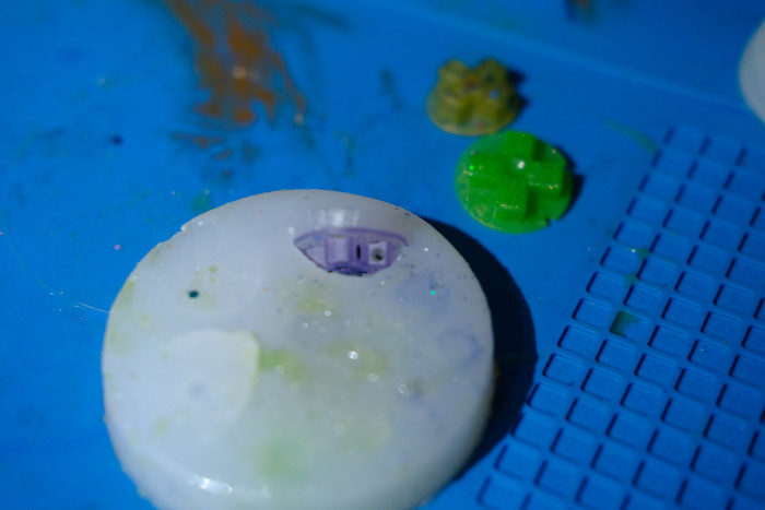 Epoxidharzknöpfe (Bild: Andrea Maurer)