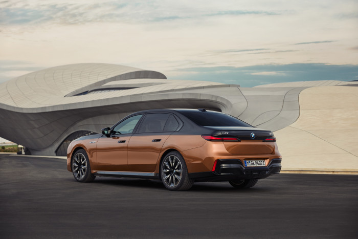 BMW i7 M70 xDrive (Bild: BMW)