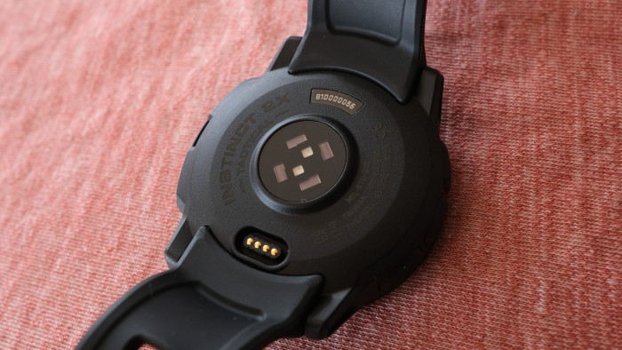 Die Rückseite der 2X ähnelt der Fenix 7X. (Steinlechner/Golem.de)