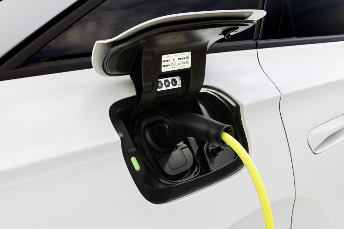 Die Version Pro S lädt mit bis zu 200 kW, bei der Version Pro sind es noch 170 kW. (Foto: VW)