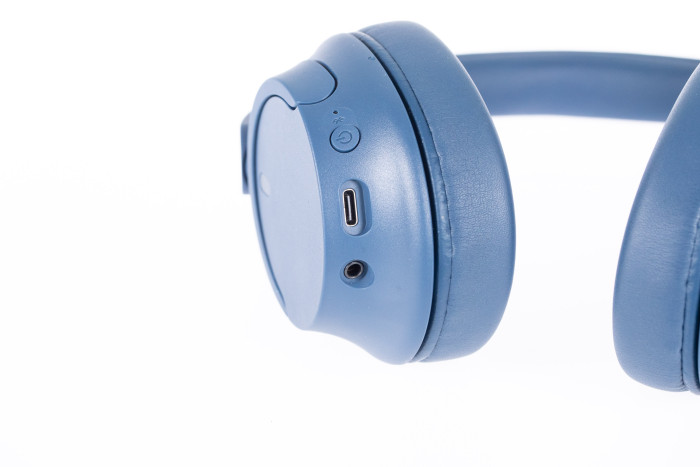 WH-CH720N im Test (Bild: Nina Völkel/Golem.de)