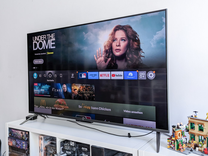 Der Fernseher hat ein gutes Bild, ist aber nicht besonders hell. (Bild: Tobias Költzsch/Golem.de)