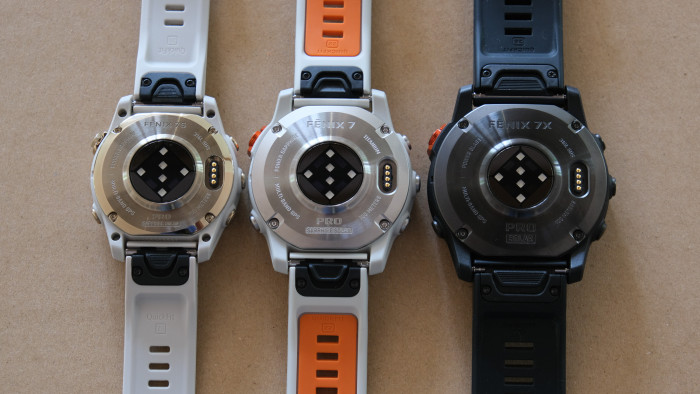 Alle drei Modelle sind mit dem neuen Herzfrequenzsensor ausgestattet. (Foto: Steinlechner/Golem.de)