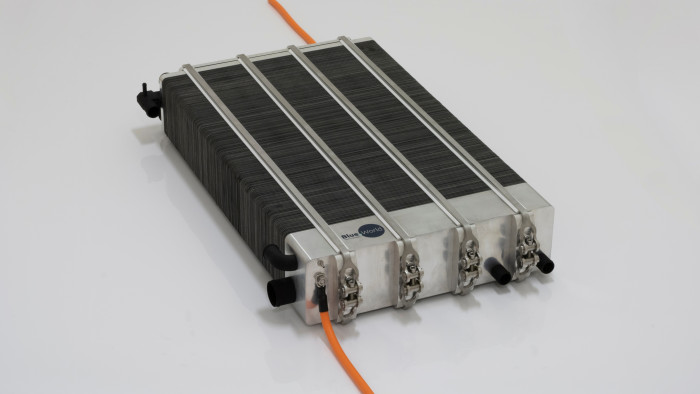 In der Zelle wird aus Methanol Wasserstoff gewonnen. (Foto: Gumpert) 