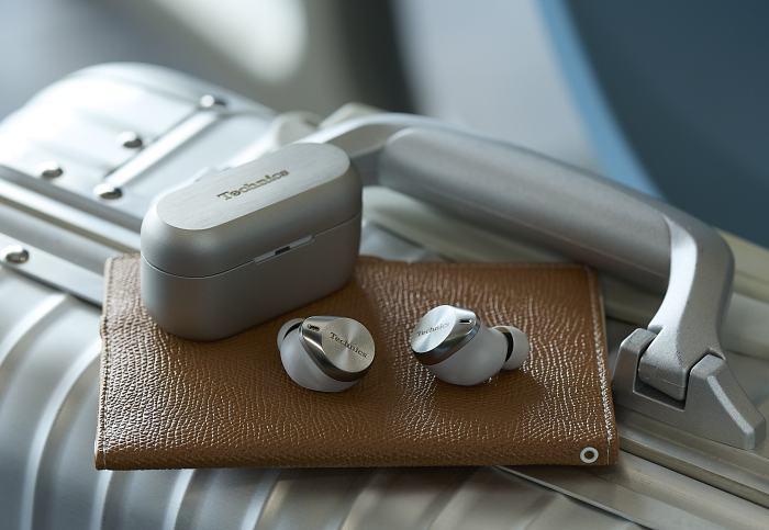 Bluetooth-Hörstöpsel EAH-AZ80 (Bild: Technics)