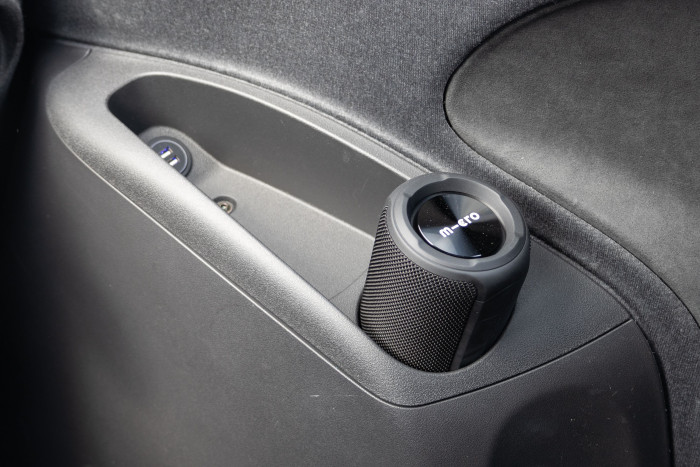 Ein Radio gibt es nicht. Die Pioneer-Edition hat eine Boombox an Bord. (Bild: Werner Pluta/Golem.de)