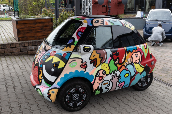 Version 1.0 des Microlino hatte noch eine Gitterrahmenkonstruktion. (Bild: Werner Pluta/Golem.de)