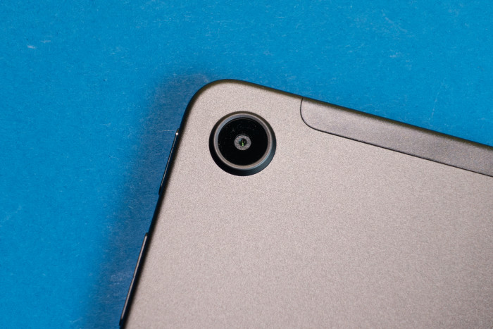 Die Kamera würden wir eher dafür verwenden, Dokumente einzuscannen. (Bild: Tobias Költzsch/Golem.de)