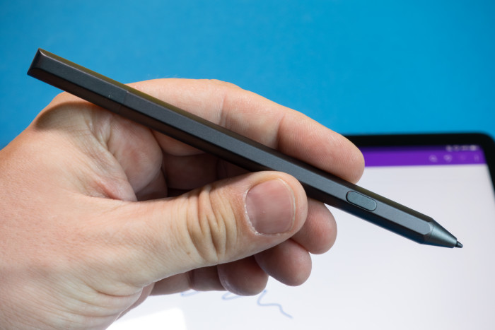 Über den Button ist die Radierfunktion erreichbar. (Bild: Tobias Költzsch/Golem.de)