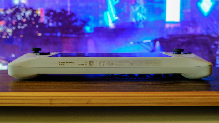 Asus ROG Ally (Bild: Oliver Nickel/Golem.de)