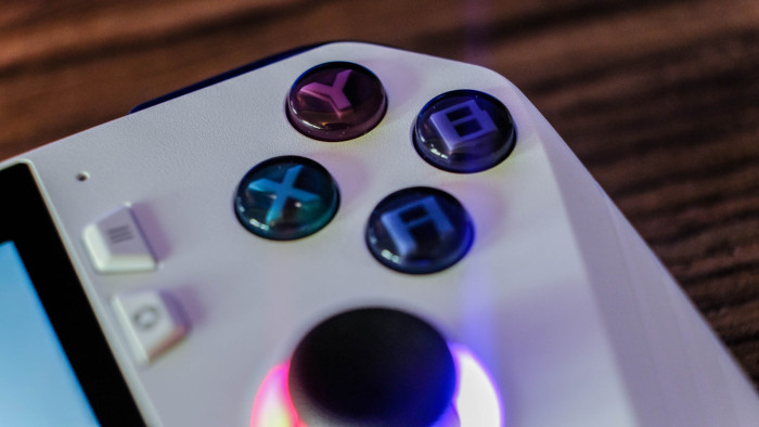 Asus ROG Ally (Bild: Oliver Nickel/Golem.de)