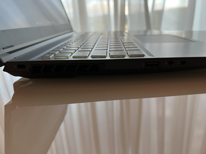 Der XMG Apex 15 (Bild: Martin Böckmann/Golem.de)