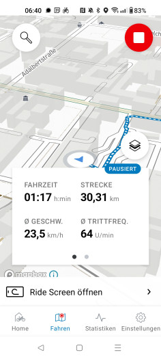 Fahrten können aufgezeichnet werden und eine Navigation ist in der App integriert. (Bild: Martin Wolf/Golem.de)