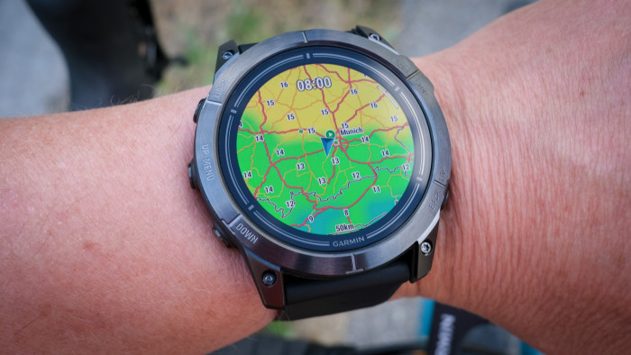 Ein Wetter-Overlay mit Temperaturen auf der Epix (Foto: Steinlechner/Golem.de)