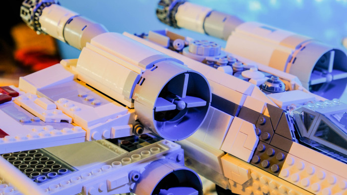 Lego X-Wing Starfighter 75355 (Bild: Oliver Nickel/Golem.de)