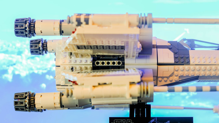 Lego X-Wing Starfighter 75355 (Bild: Oliver Nickel/Golem.de)