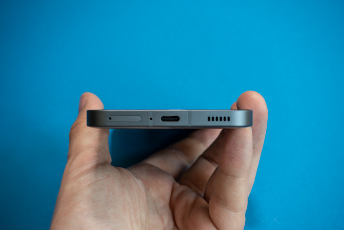 Der Rahmen ist aus Aluminium gefertigt. (Bild: Tobias K&ouml;ltzsch/Golem.de)