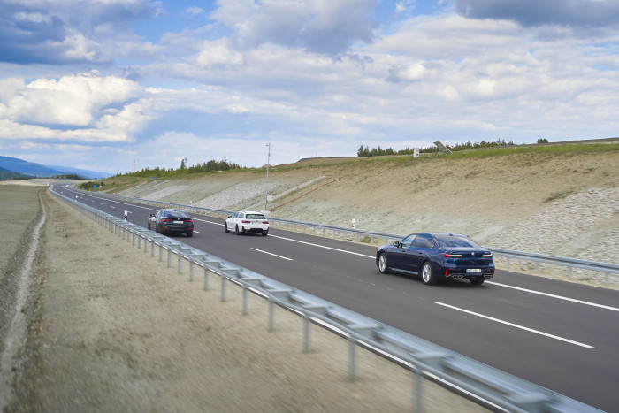 Auf seinem neuen Testgel&auml;nde im tschechischen Sokolov testet BMW das autonome Fahren. (Foto: BMW)