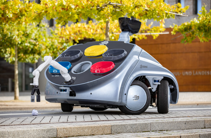 In Frankfurt sollen die Citybots unter anderem zum Aufsammeln von Müll eingesetzt werden. (Bild: Edag)