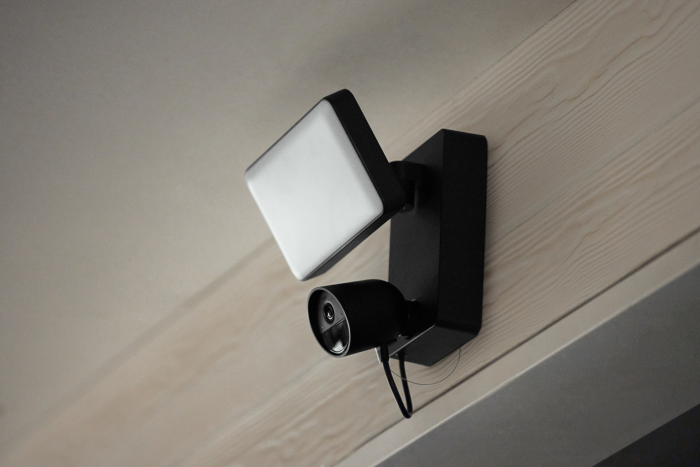 Philips Hue Secure Fluchtlichtkamera <br> (Bild: Signify)