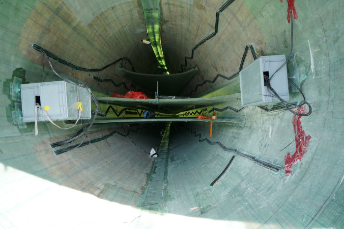 Auch in den Rotorblättern sind Sensoren angebracht, die die Verformung messen. (Bild: Enercon)