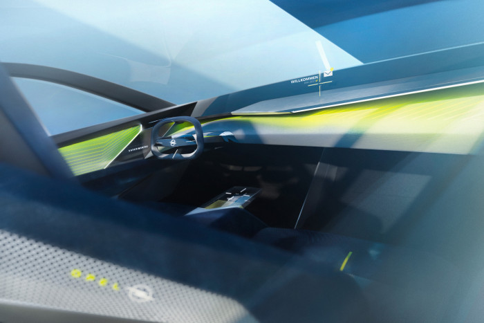 Im Innenraum verzichtet Opel auf klassische Bildschirme hinter dem Lenkrad oder über der Mittelkonsole. (Grafik: Opel)