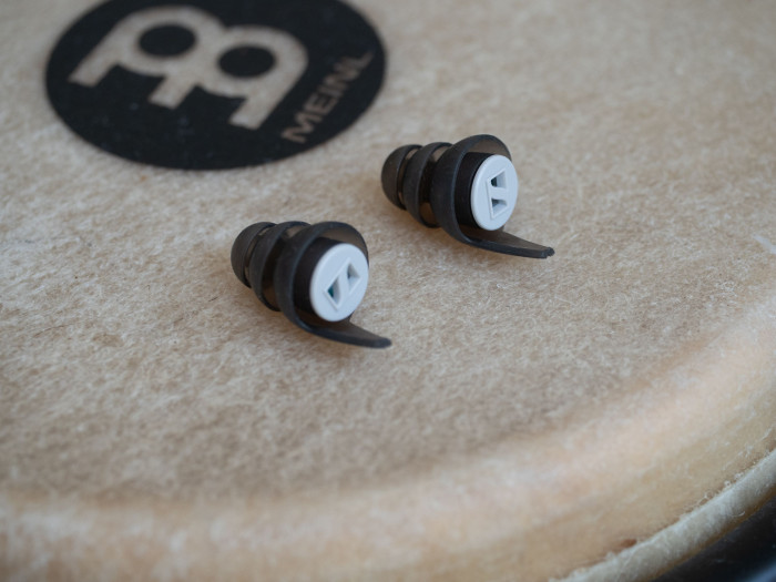 Vor allem melodiebetonte Musik wird gut gedimmt. (Bild: Peter Hase)