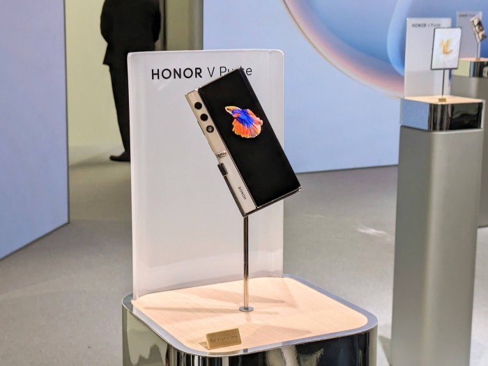 Honor hat auch das Honor V Purse vorgestellt. (Bild: Tobias Költzsch/Golem.de)
