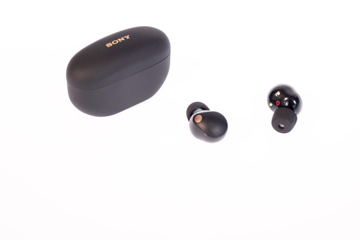 Sonys WF-1000XM5 im Test (Bild: Nina Völkel/Golem.de)