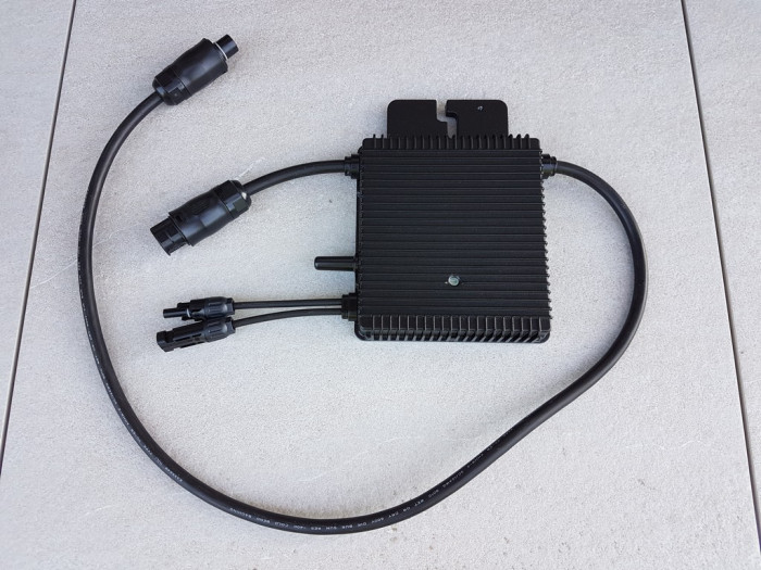 Hoymiles HM-300 Microwechselrichter (Bild: Thomas Ell)