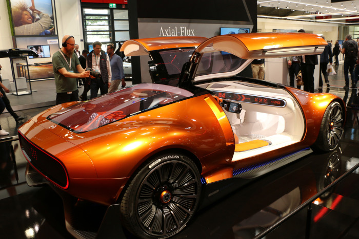 Der Mercedes Vision One-Eleven mit Axialfluxmotoren war ein beliebtes Fotomotiv auf der IAA 2023 in München. (Foto: Friedhelm Greis/Golem.de)