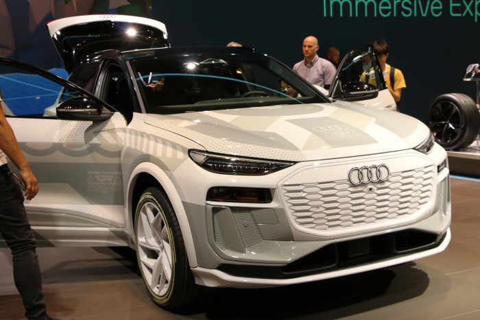 Audi sparte sich die eigentliche Vorstellung des Q6 E-Tron für die Zeit nach der IAA auf. (Foto: Friedhelm Greis/Golem.de)