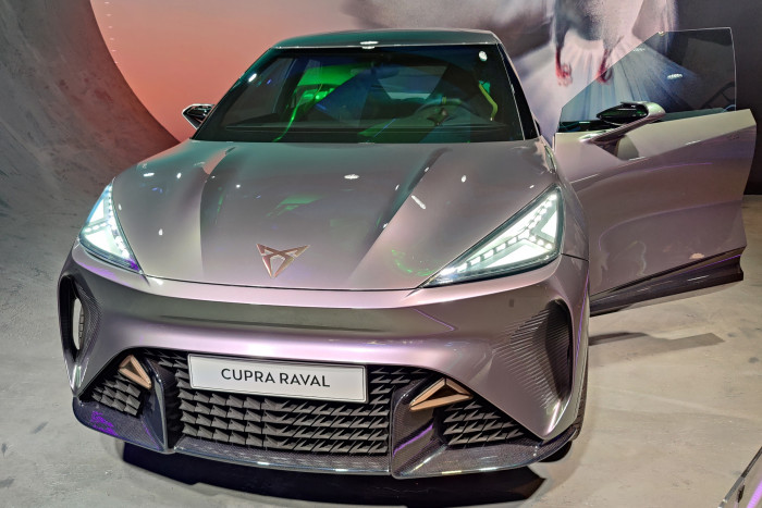 Die VW-Tochter Cupra präsentierte den Raval. (Foto: Friedhelm Greis/Golem.de)