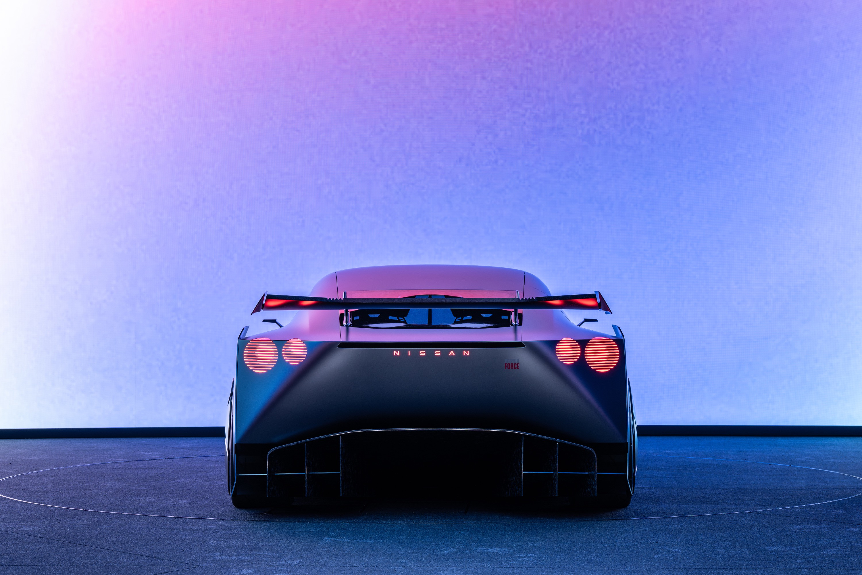 Hyper Force: Nissan stellt Elektro-Hypercar mit 1 MW vor - Golem.de