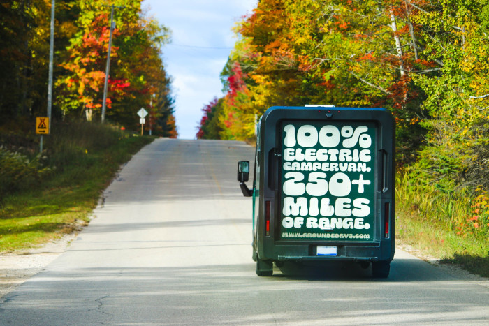 Elektrisches Wohnmobil Grounded G2 (Bild: Grounded)