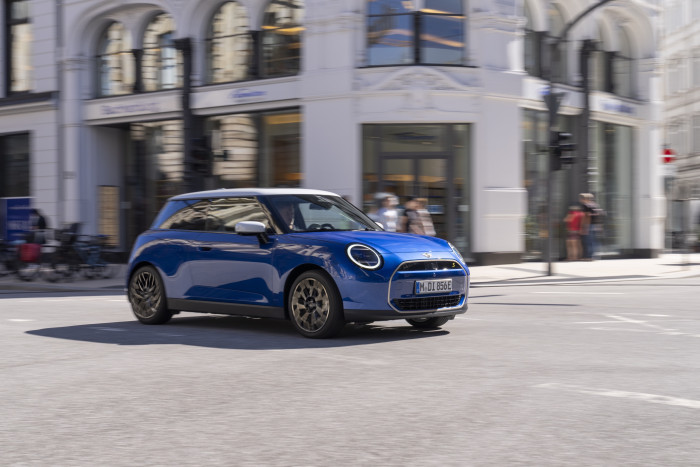 Mini Cooper SE (Bild: Mini)