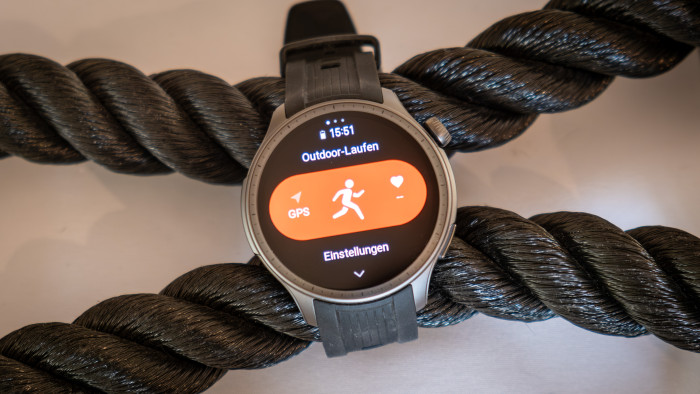 Mit einem Tippen startet die Aufzeichnung unserer Laufrunde. (Bild: Steinlechner/Golem.de)