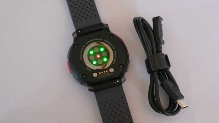 Auf der Rückseite befindet sich der Herzfrequenzsensor. (Bild: Steinlechner/Golem.de)