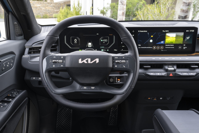 Die Bedienfelder am Lenkrad sind typisch für Kia und auch im EV6 zu finden. (Foto: Kia)