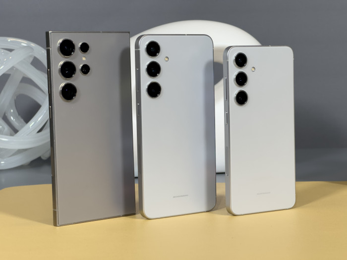 Das Galaxy S24 Ultra, S24+ und S24 (Bild: Martin Wolf/Golem.de)