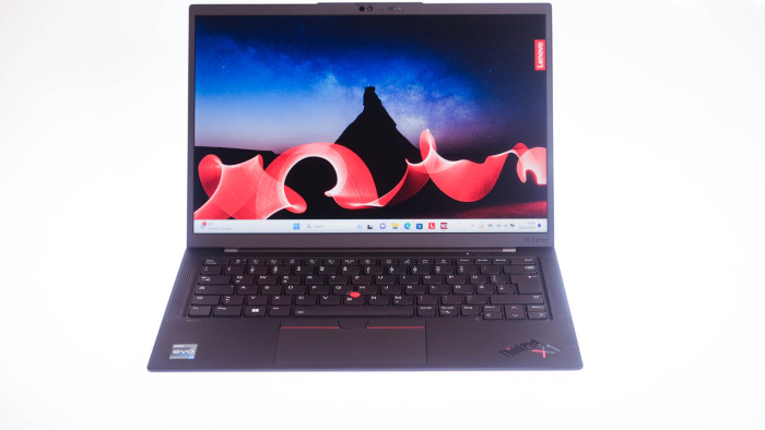 Lenovo Thinkpad X1 Carbon Gen 11 (Bild: Oliver Nickel/Golem.de)