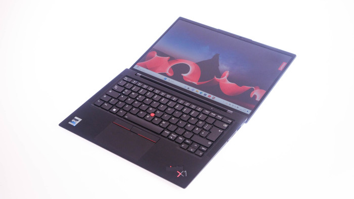 Lenovo Thinkpad X1 Carbon Gen 11 (Bild: Oliver Nickel/Golem.de)