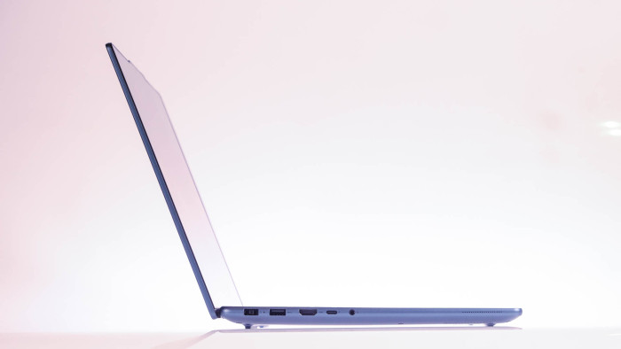 Lenovo Yoga Pro 9i 16 Inch (Bild: Oliver Nickel/Golem.de)