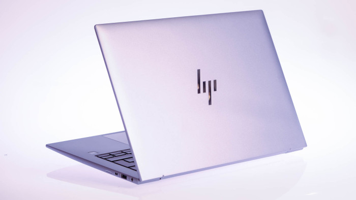 HP Zbook Firefly 14 (Bild: Oliver Nickel/Golem.de)