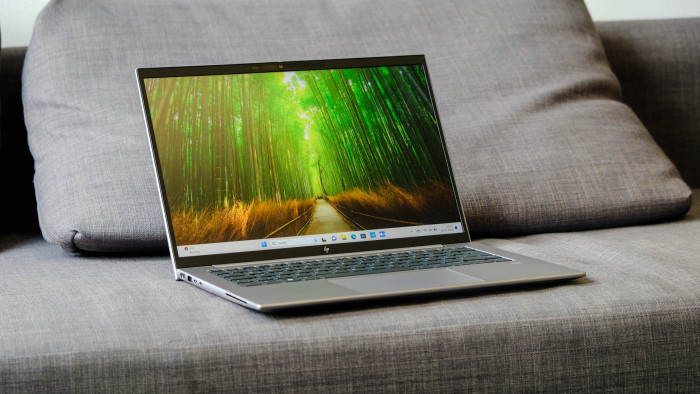 HP Zbook Firefly 14 (Bild: Oliver Nickel/Golem.de)