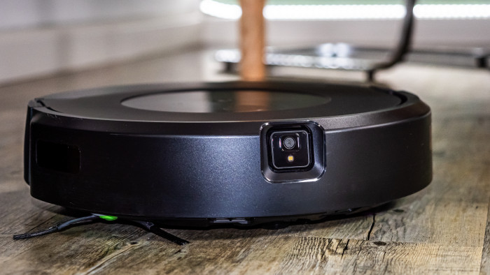 Per App entscheidet man, ob die Kamera Aufnahmen in die Cloud schicken darf. (Screenshots: Berti Kolbow-Lehradt)