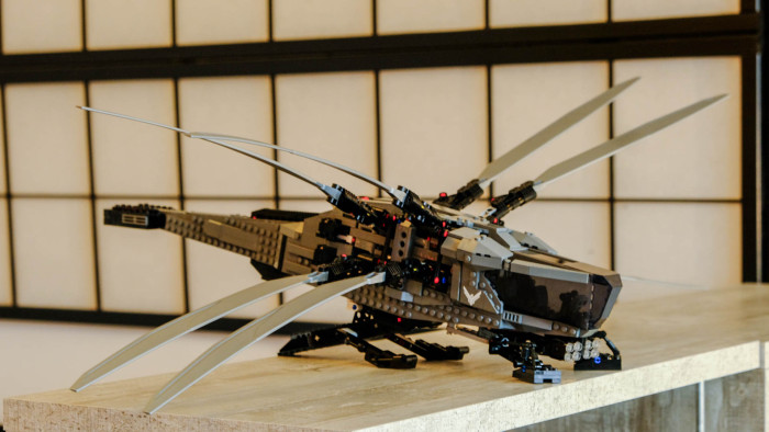 Lego Dune Atreides Royal Ornithopter 10327 (Bild: Oliver Nickel/Golem.de)