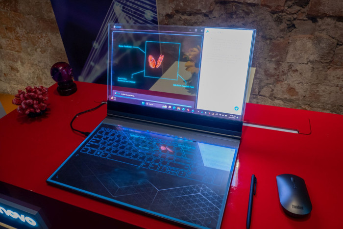 Lenovos transparente Laptop-Studie (Bild: Martin Wolf/Golem.de)