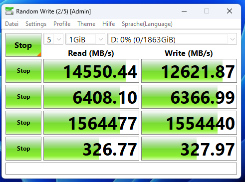 Die T705 reizt die Geschwindigkeit der PCI-Express-Schnittstelle beim Lesen vollst&auml;ndig aus. (Quelle: Golem.de)
